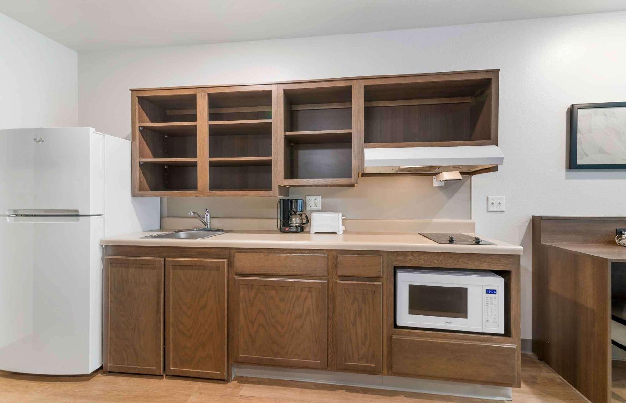 Extended America - Nashua - 3*